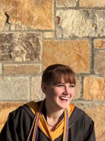 Marianna Moynihan (they/them) - Community Resource Coordinator